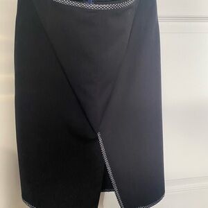 Maje pencil skirt navy with polka dot trim T38